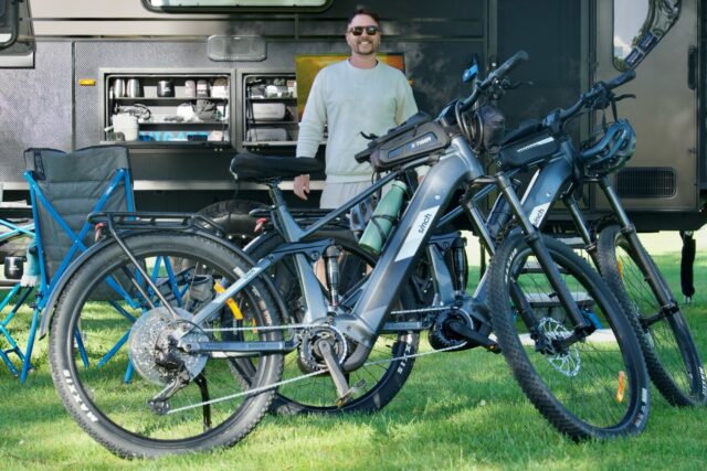 We’ve had our @sinchbikes Force 4 EQ’s for a wee while now, and they are absolute weapons!! Super smooth! Super swift and we feel totally safe on them! Can’t wait to get out on more tracks!!

#tasmantravels #ItsASinch #Force #FreedomToExplore #ExpandYourPlayground #ebike
#supportlocal #nzdesigned #germanengineered #FeelTheFlow #boschebikes #eMTB
#TheSmartSystem #expandyourplayground