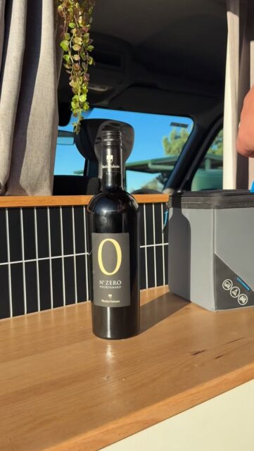 Wine o’clock with the wine glass buddy from @navigatorgearau